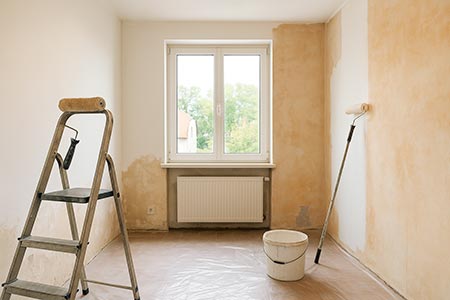 Quels travaux effectuer en priorité et à moindre coût pour vendre une maison dans les Alpes Maritimes après une succession