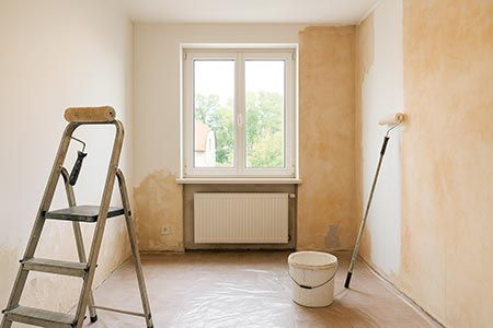 Quels travaux effectuer en priorité et à moindre coût pour vendre une maison dans les Alpes Maritimes après une succession